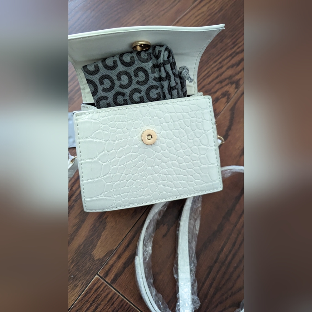 Mini couture purses - wht, yellow, light blue, purple, pink - Picture 3 of 5